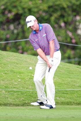 January 15, 2016 - Honolulu, Hawaii: Steve Stricker chips on the 12th green during play of the second round of the Sony Open at Waialae Country Club in Honolulu, Hawaii. PGA Golf Herren Golf: Sony Open JAN15 - ZUMAc04_