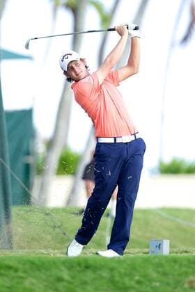 January 15, 2016 - Honolulu, Hawaii: Emiliano Grillo hits his tee shot during play of the second round of the Sony Open at Waialae Country Club in Honolulu, Hawaii. PGA Golf Herren Golf: Sony Open JAN15 - ZUMAc04_