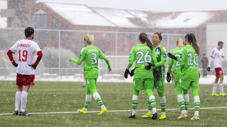 Fußball, Testspiel, VfL Wolfsburg - TSV Danndorf; Caroline Graham Hansen (Wolfsburg, 26) Jubel, Torjubel, Freude, Emotion, Torerfolg, Aktion, action, goal, goal celebration, celebrates. xtgx