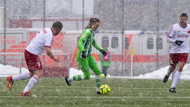 Fußball, Testspiel, VfL Wolfsburg - TSV Danndorf; Caroline Graham Hansen (Wolfsburg, 26) am Ball. xtgx