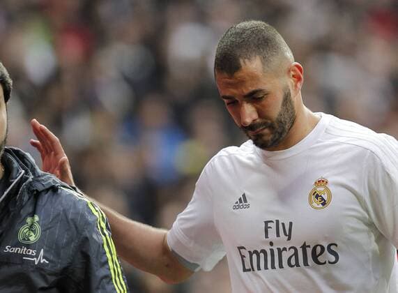 Partido de futbol entre el Real Madrid y Sporting de Gijon del campeonato espanol de Liga 2015 2016 celebrado en el estadio Santiago Bernabeu, en Madrid 17 01 2016. Football match between Real Madrid and Sporting de Gijon of the 2015 2016 Spanish League, held at the Santiago Bernabeu stadium, in Madrid january 17, 2016.  xJosexLuisxCuestax xx