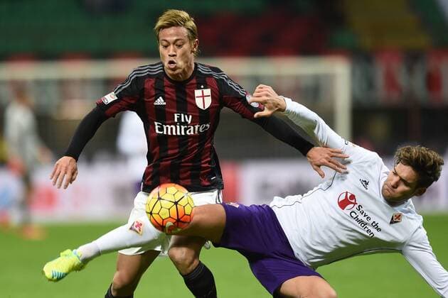 Fußball, AC Milan - AC Florenz Mg Milano 17 01 2016 - Football Serie A AC Milan vs AC Florenz Keisuke Honda-Marcos Alonso 