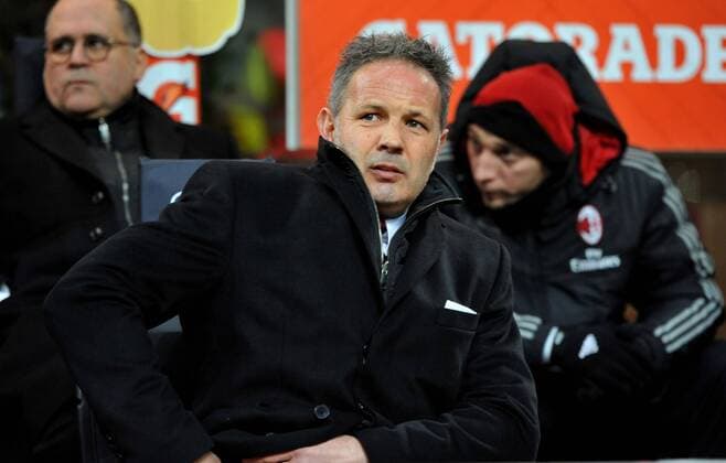 Fußball, AC Milan - AC Florenz IPP20160117 Football - soccer: Serie A, AC Mailand - AC Florenz, Sinisa Mihajlovic xHOCHxZWEIx xItalyxPhotoxPressx 