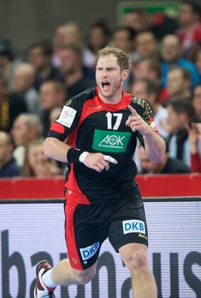 Handball Wroclaw Breslau 20.01.2016 Europameisterschaft der Herren Vorrunde Gruppe C Deutschland (GER) - Slowenien (SLO) Steffen Weinhold (Deutschland, No.17) Jubel