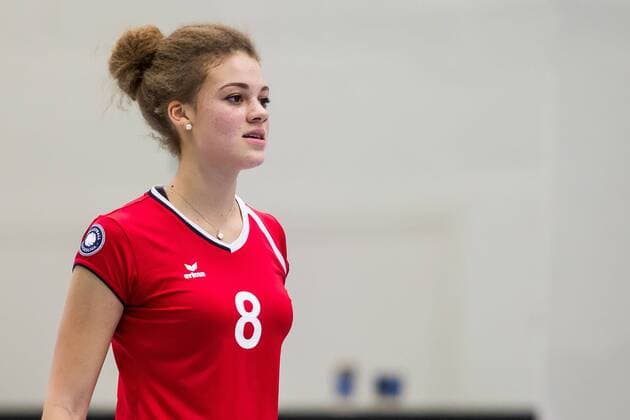 Volleyball 1. Bundesliga Frauen Saison 2015 2016 15. Spieltag am Mittwoch, 20. Januar 2016 in der CU Arena in Hamburg: VT Aurubis Hamburg - VCO Berlin Kimberly Drewniok (VCO Berlin) VT Aurubis Hamburg - VCO Berlin