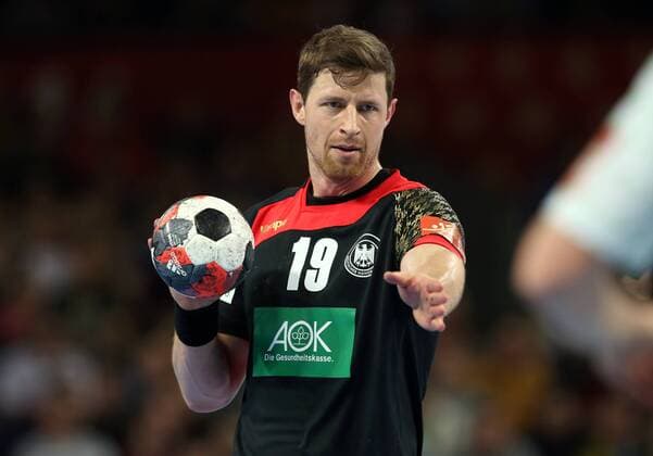 Martin Strobel Aktion Oberkoerper Oberkörper Handball EM EHF Europameisterschaft DHB Nationalmannschaft Herren Saison 2015 2016 20.01.2016 BRDeutschland vs. Slowenien