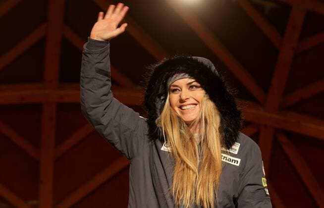 ALPINE SKIING - FIS WC Cortina d Ampezzo CORTINA D AMPEZZO,ITALY,23.JAN.16 - ALPINE SKIING - FIS World Cup, downhill, ladies, award ceremony. Image shows Lindsey Vonn (USA). GEPAxpictures xChristianxWalgram