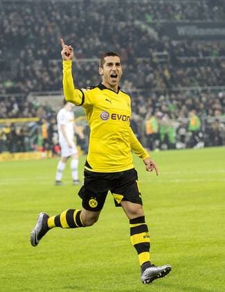 Jubel Henrikh MKHITARYAN (DO) nach seinem Tor zum 0:2, Fussball 1. Bundesliga, 18. Spieltag, Borussia Moenchengladbach (MG) - Borussia Dortmund (DO) 1:3, am 23.01.2016 in Moenchengladbach Deutschland.