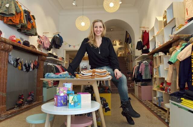 Eisschnelllauf Salzburg AUT 15.01 . 2016 Anni FRIESINGER POSTMA GER Olympiasiegerin Eisschnelllauf betreibt ua in Salzburg den SMALL HEROESS Kids Conceptstore