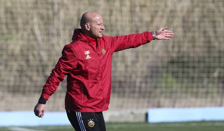 SOCCER - BL, Rapid, training camp SIDE,TURKEY,26.JAN.16 - SOCCER - tipico Bundesliga, SK Rapid Wien, training camp. Image shows assistant coach Carsten Jancker (Rapid). Keywords: Wien Energie. GEPAxpictures xPhilippxBrem