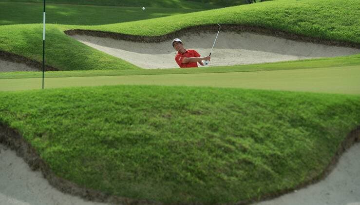 Bilder des Tages - SPORT (160128) -- SINGAPORE, Jan. 28, 2016 -- Liang Wenchong of China competes during the SMBC Singapore Open held at Singapore s Sentosa Golf Club Serapong course, Jan. 28, 2016. The SMBC Singapore Open is being held at Singapore s Sentosa Golf Club from Jan. 28 to Jan. 31. ) (SP)SINGAPORE-GOLF-SMBC SINGAPORE OPEN ThenxChihxWey 