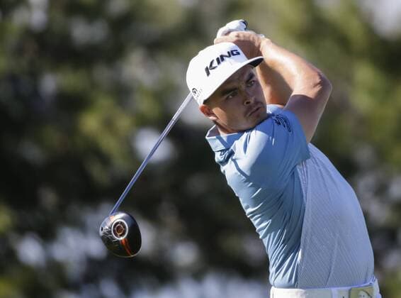 January 28, 2016: Rickie Fowler tees off on the 8th hole of the North Course during the first round of the Farmers Insurance Open at Torrey Pines Golf Course in San Diego, California. PGA Golf Herren 2016: Farmers Insurance Open JAN 28 - ZUMAc04_