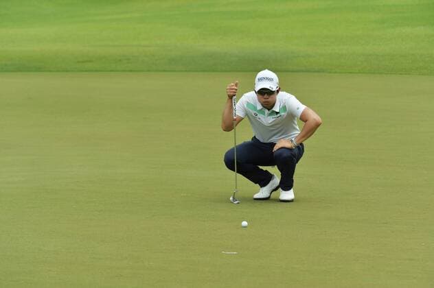 (160129) -- SINGAPORE, Jan. 29, 2016 -- Song Younghan of South Korea competes during the SMBC Singapore Open held at Sentosa Golf Club Serapong course, Singapore, Jan. 29, 2016. ) (SP)SINGAPORE-GOLF-SMBC SINGAPORE OPEN-DAY 2 ThenxChihxWey 