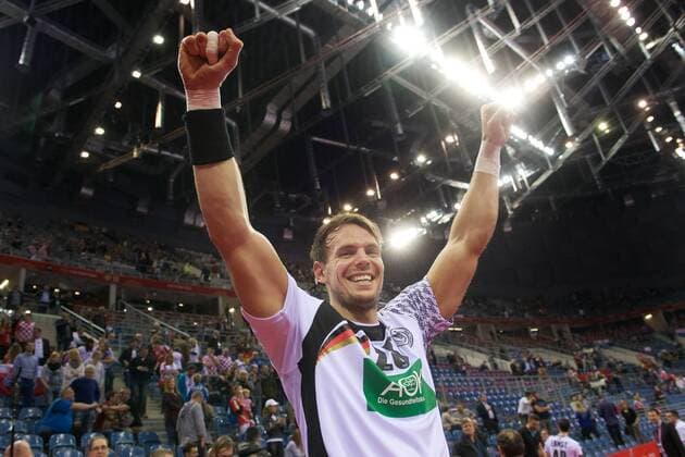 Bilder des Tages - SPORT Handball Krakau 29.01.2016 Europameisterschaft der Herren Halbfinale Norwegen (NOR) - Deutschland (GER) Schütze des entscheidenden Tors Kai Häfner (Deutschland, No.25)