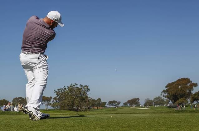 January 29, 2016: Scott Brown tees off on the 4th hole of the North Course during the second round of the Farmers Insurance Open at Torrey Pines Golf Course in San Diego, California. PGA Golf Herren 2016: Farmers Insurance Open JAN 29 - ZUMAc04_