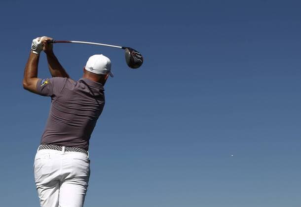January 29, 2016: Scott Brown tees off on the 4th hole of the North Course during the second round of the Farmers Insurance Open at Torrey Pines Golf Course in San Diego, California. PGA Golf Herren 2016: Farmers Insurance Open JAN 29 - ZUMAc04_