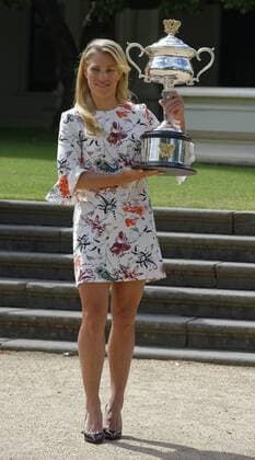 31.01.2016. Melbourne, Australia. Angelique Kerber (GER), Australian Open 2016 women s champion held a trophy photo shoot at Government House, Melbourne, Australia. xHughxPeterswaldx  ActionPlus11702650