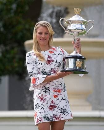 Angelique Kerber mit Pokal im Government House, Australian Open 2016 Tennis - Australian Open 2016 - Grand Slam ITF ATP Tennis Herren WTA Tennis Damen - Melbourne Park - Melbourne - Victoria - Australia - 31 January 2016.