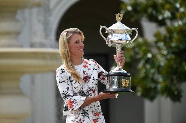 Tennis: Angelique Kerber beim Sieger fotoshooting am Sonntagvormittag vor dem Government House in Melbourne