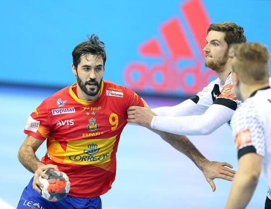 Krakau , 31.01.2016 2016 EM Handball 2016 Länderspiel Nationalmannschaft Germany vs Spain - RAUL ENTRERRIOS ( ESP ) FOT MICHALxSTAWOWIAK FOKUSMEDIA NEWSPIX.PL Krakau , 31.01.2016 HANDBALL MEN S EHF EURO 2016 POLAND 1RD PLACE GAME FINAL GERMANY - SPAIN RAUL ENTRERRIOS ( ESP ) FOT MICHALxSTAWOWIAK FOKUSMEDIA NEWSPIX.PL --- Newspix.pl POLAND AND FRANCE OUT!!!  160131MIS135