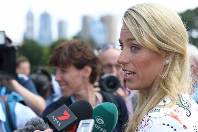 Angelique Kerber, GER, at a trophy-photoshoot in front of the government house during the 2016 Australian Open in Melbourne, 31 01 2016; -