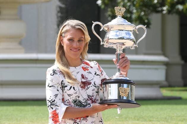 Angelique Kerber, GER, at a trophy-photoshoot in front of the government house during the 2016 Australian Open in Melbourne, 31 01 2016; -