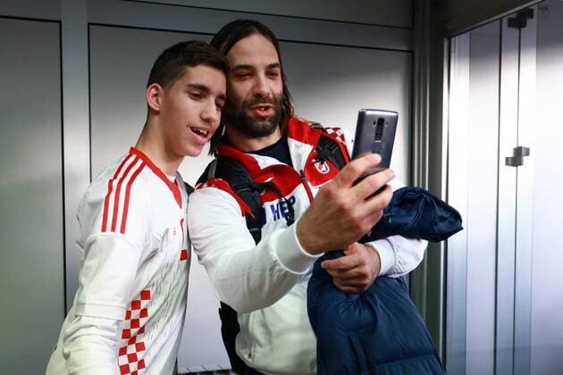 Handball, EM, Kroatische Nationalspieler am Flughafen in Zagreb empfangen Handball players return - Zagreb, Croatia 02.01.2016., Zagreb, Croatia -Arrival od handball players in Zagreb Airport after winning bronze medal at the European Championship EM Europameisterschaft in Poland. Ivano Balic.  DaliborxUrukalovic PIXSELL