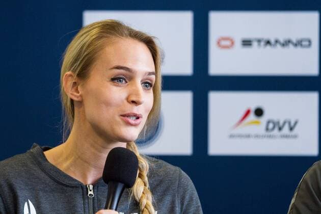 Mannheim Kim Renkema (Allianz MTV Stuttgart, Kapitaen, 5); 2016 DVV-Pokalfinale (DVV-Pokal) Pressekonferenz, SAP Arena, Mannheim Deutschland, 20160201; Copyright: Wuechnerx xEibner-Pressefoto EP_nwr