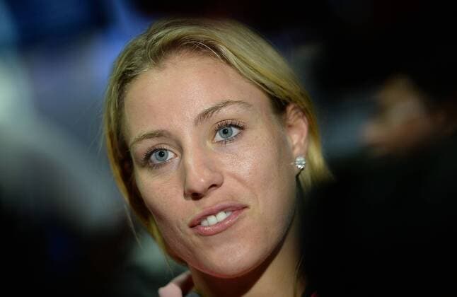 01.02.2016, xjhx, Tennis, Angelique Kerber ankunft am Frankfurter Flughafen, emspor
