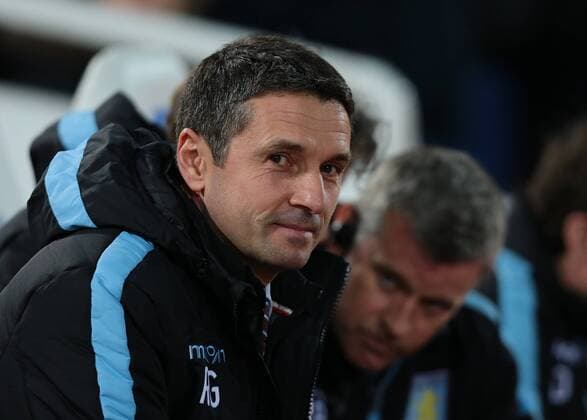 FuÃŸball, Trainerhistorie, Aston Villa 02.02.2016. Boleyn Ground, London, England. Barclays Premier League. West Ham versus Aston Villa. Aston Villa Manager Remi Garde xMarkxKertonx  ActionPlus11703469
