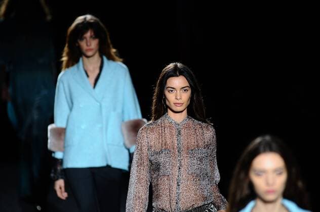 Bilder des Tages - SPORT Feb. 3, 2016 - Barcelona, Spain - The Spanish model and girlfriend of Dani Alves, Joana Sanz, parading in the catwalk wearing Lebor Gabala designs during 080 Barcelona fashion show, in Barcelona, 1st of February, 2016. Lebor Gabala - 080 Barcelona Fashion Sho  - ZUMAn230