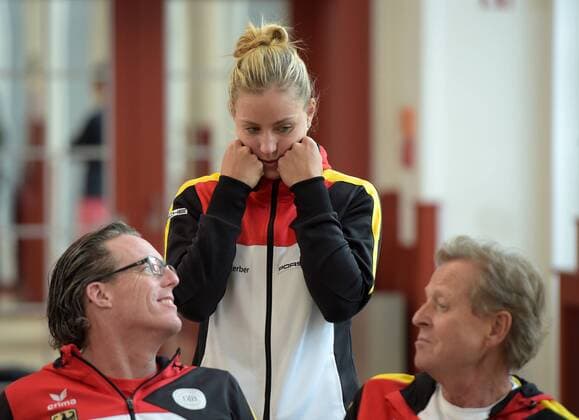 Leipzig Angelique Kerber (GER) bei der Auslosung der Paarungen der Fed Cup Spiele in Leipzig zwischen Tennis Porsche Team Deutschland und Securitas Team Schweiz in Leipzig 05.02.2016 Copyright: Modlax Eibner-Pressefoto EP_cma