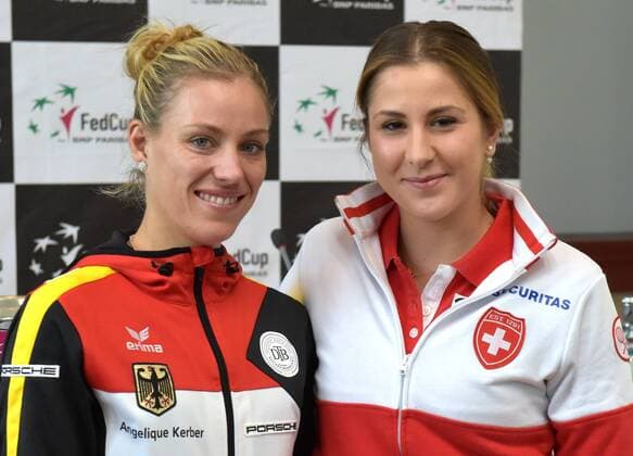 Leipzig Angelique Kerber (GER) und Belinda Bencic (SUI) bei der Auslosung der Paarungen der Fed Cup Spiele in Leipzig zwischen Tennis Porsche Team Deutschland und Securitas Team Schweiz in Leipzig 05.02.2016 Copyright: Modlax Eibner-Pressefoto EP_cma