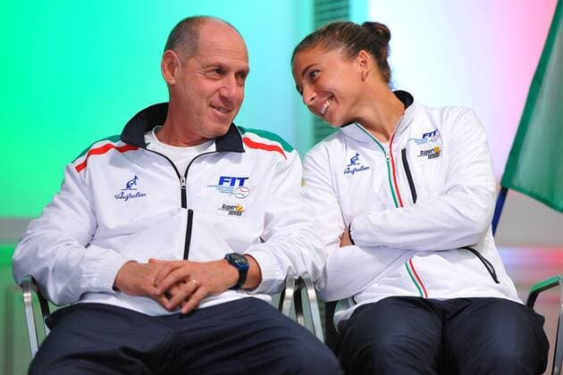 Sara Errani (ITA) Corrado Barazzutti (ITA) TENNIS : Fed Cup - FRA vs ITA - 05 02 16 TennisMagazine Panoramic 