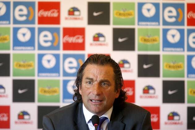 Argentinian Juan Antonio Pizzi is presented as new coach of the national chilean soccer team in Santiago, Chile, 05 February 2016. Pizzi is the successor of his compatriot Jorge Sampaoli. EFE Sebastian Silva CHILE NATIONAL SOCCER TEAM NEW COACH  - ZUMA