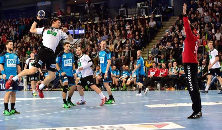 05.02.2016 - Handball - DKB Handball Bundesliga - All Star Day Nürnberg - All Star Game : Nationalmannschaft Nationalteam Deutschland - All Star Team 2016 - DaMa - Erik Schmidt ( Deutschland ) Jannik Green Krejberg ( All Star Team 2016 )