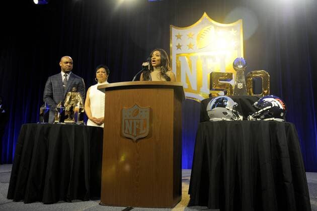 Friday, February 5, 2016: Brittney Payton speaks at a press conference PK Pressekonferenz to introduce the Walter Payton Man of the Year finalists at the Moscone Center in San Francisco, California during the National Football League week long opening celebrations for Super Bowl 50 between the Carolina Panthers and the Denver Broncos . NFL American Football Herren USA 2016: Super Bowl 50 FEB 03 - ZUMAc04_