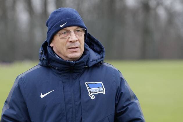 Fußball A-Junioren Bundesliga Nord Nordost Saison 2015 2016 Nachholspiel des 15. Spieltag am Samstag, 06. Februar 2016 im Olympiapark - Platz 1 in Berlin: Hertha BSC U19 - Hamburger SV U19 Andreas Thom ( Berlin ) Hertha BSC U19 - Hamburger SV U19