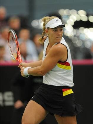Leipzig Angelique Kerber,(GER) beim Fed Cup Deutschland vs Schweiz, 06.02.16, Angelique Kerber (GER) vs Timea Bacsinszky,(SUI) Copyright: Franz Eibner-Pressefoto EP_PFZ