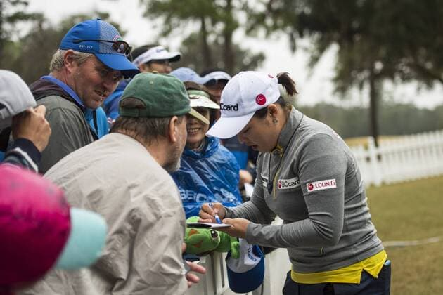 February 06, 2016: Ha Na Jang wins the Coates Golf Championship in Ocala, FL with an 11 under and signs autographs. (Photograph by Roy K. Miller Icon Sportswire) GOLF: FEB 06 LPGA Golf Damen - Coates Golf Championship - Fourth Round Icon160206007 EDITORIAL USE ONLY