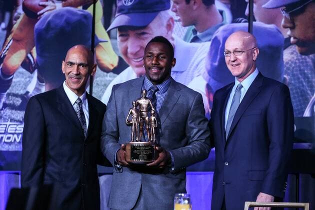06 FEB 2016: Former NFL American Football Herren USA Coach Tony Dungy(left) and Carolina Panthers outside linebacker Thomas Davis (58)(center) and Bart Starr Jr(right) present the 2016 Bart Starr Award at the grand ballroom of the Hilton Union Square in San Francisco California. (Photo by Rich Graessle Icon Sportswire) NFL: FEB 06 Super Bowl 50 - Super Bowl Breakfast Icon02061655050 EDITORIAL USE ONLY