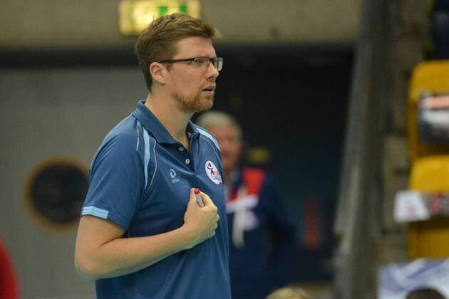 07.02.2016, xtkx, Volleyball 1.Bundesliga, United Volleys Frankfurt - SVG Lüneburg, emspor v.l. Trainer Stefan Huebner (Lueneburg) ,