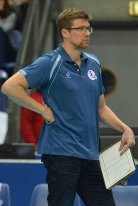 07.02.2016, xtkx, Volleyball 1.Bundesliga, United Volleys Frankfurt - SVG Lüneburg, emspor v.l. Trainer Stefan Huebner (Lueneburg) ,