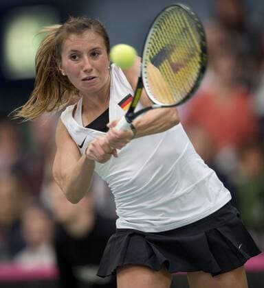 Annika BECK (GER) Tennis Fed Cup 2016, Deutschland - Schweiz in Leipzig, Deutschland am 07.02.2016,