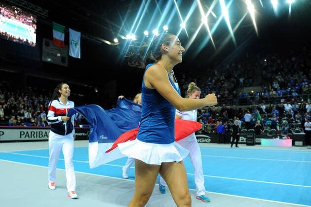Kristina Mladenovic (FRA) Caroline Garcia (FRA) Pauline Parmentier (FRA) Oceane Dodin (FRA) Amelie Mauresmo (FRA) TENNIS : Fed Cup - FRA vs ITA - 07 02 16 TennisMagazinex 