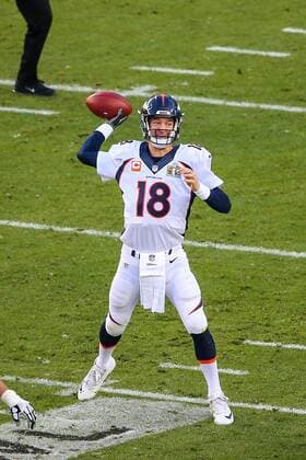 07 FEB 2016: Denver Broncos quarterback Peyton Manning (18) during Super Bowl 50 between the Denver Broncos and Carolina Panthers at Levi s Stadium in Santa Clara, California. (Photo by Rich Graessle Icon Sportswire) NFL American Football Herren USA FEB 07 Super Bowl 50 - Broncos v Panthers Icon02071608050 EDITORIAL USE ONLY