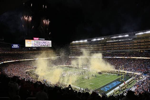 Siegesjubel Denver Broncos nach dem 24:10 Sieg gegen die Carolina Panthers - Super Bowl 50: Carolina Panthers vs. Denver Broncos