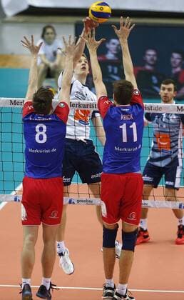 Volleyball - 1. Bundesliga - 07.02.2016, UNITED VOLLEYS RHEINMAIN vs. LVG LÜNEBURG, JAN KLOBUCAR, TOBIAS KRICK (UNITED), JANNIK PÖRNER (LVG), -