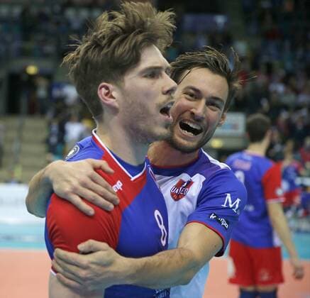 Volleyball - 1. Bundesliga - 07.02.2016, UNITED VOLLEYS RHEINMAIN vs. LVG LÜNEBURG, SCHLUSSJUBEL BEI JAN KLOBUCAR UND FLORIAN RINGEIS (UNITED), -