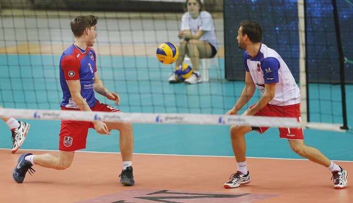 Volleyball - 1. Bundesliga - 07.02.2016, UNITED VOLLEYS RHEINMAIN vs. LVG LÜNEBURG, AUGENMASS BEI JAN KLOBUCAR UND FLORIAN RINGEIS (UNITED), -